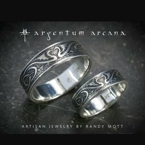 Meet your Posher, Leona